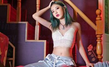 Feilin嗲囡囡 – 新版白裙作品集上线，BABY_柒又给我们带来了什么？