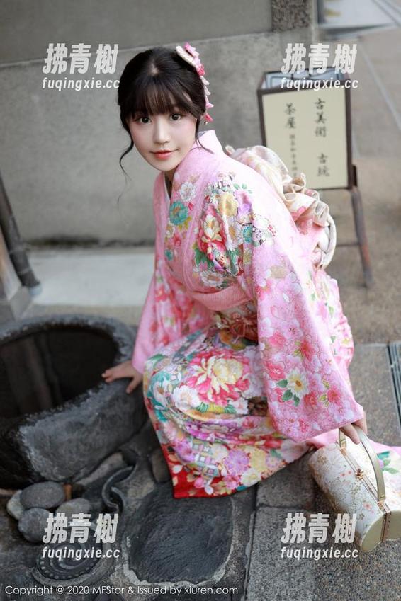 MFStar模范学院-艾希儿 MFStar模范学院 - 在线美图秀,学妹艾希儿演绎校园小故事。