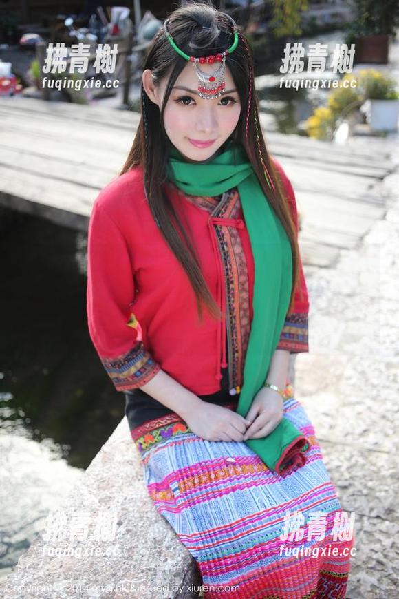 MyGirl美媛馆 - 坐着欣赏伊小七MoMo的学妹，图片无圣光，看得我都有点小激动了，真心是个好选项。
