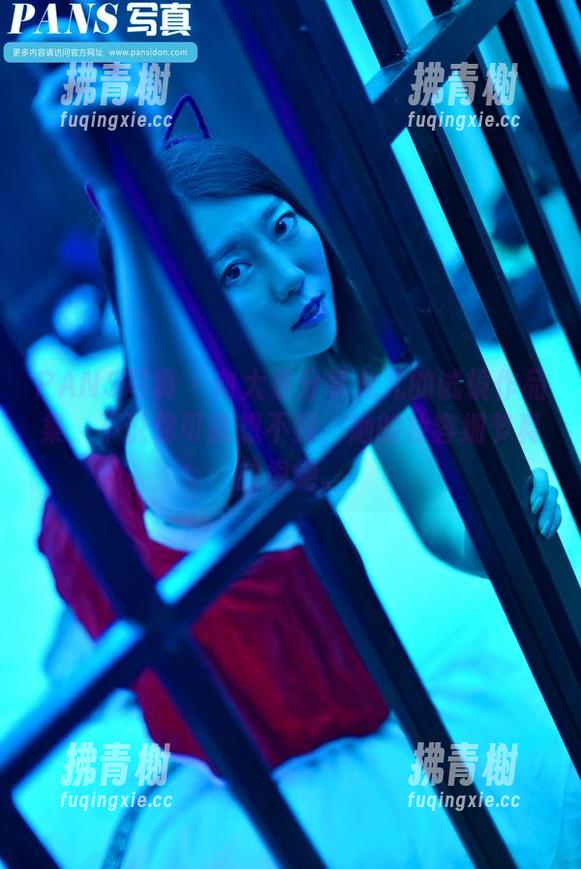 PANS写真-允儿 PANS写真 - 向大家分享允儿的试镜作品集,不说你可能想不到,她的妆容细节真的很绝。