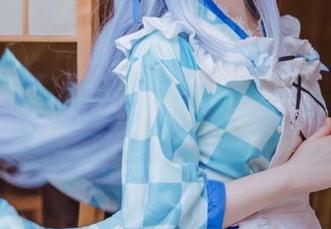 私房里，那双让人走神的长腿——Sayako＿今年4岁的独特视角。