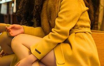 TouTiao头条女神 – 精选图片：小热巴的蕾丝搭配，隐约的性感，恰到好处的挑逗感