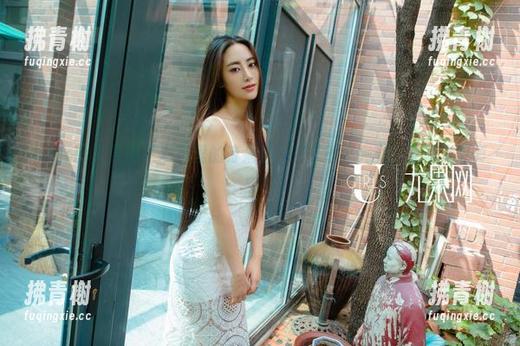 UGirls尤果网 - 写真里的诗朵雅，户外不必完美，无圣光更真实！