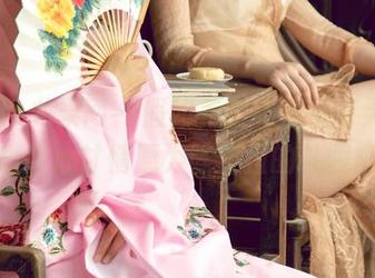 UGirls尤果网 – 假如美图和壁纸有灵魂，想必也会心甘情愿为陈宝拉的礼服打光！