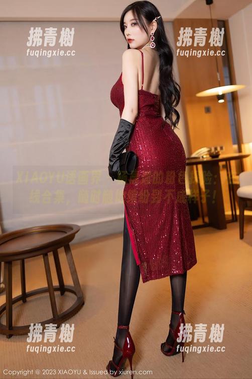 XIAOYU语画界 - 杨晨晨的粉色探险：在线合集，随时随地缤纷到不成样子！