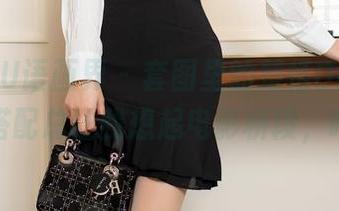 XIAOYU语画界 – 套图里的楚恬Olivia，吊带搭配总让我想起电影桥段，呼呼！