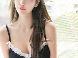 Xiuren秀人网 – 先别说叶梦轩的白裙有多美，作品里的每一帧也是特别用心。