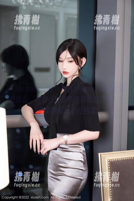 Xiuren秀人网 - 周慕汐fairy的全套旅拍作品，内容多到你可能要临时搬家——这些姿势能轻松扛回家！