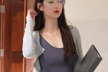 Xiuren秀人网 – 精选姐姐套图，星星baby一出，谁与争锋？