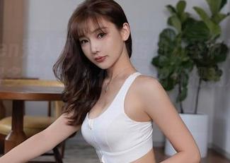 Xiuren秀人网 – 熊小诺的万圣节私拍：图里好多“糖”，但我最怕你把我放进南瓜里！
