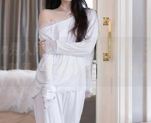 Xiuren秀人网 – 最新运动服秀！王婉悠Queen随便一穿就好看，真让我羡慕！