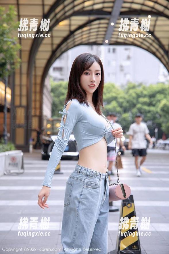Xiuren秀人网 - 拥有王雅姗的优雅职业装美图，一套真的可以给人一种‘我可以统治整个办公室’的错觉。