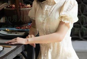 Xiuren秀人网 – 看舒林培的高清花嫁，壁纸板本身一言难尽，比我当年结婚的时候强多了。