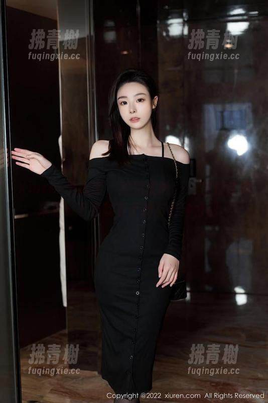 Xiuren秀人网 - 顾楚楚Maily自拍合集来啦，下载就等于拥有某种特别。