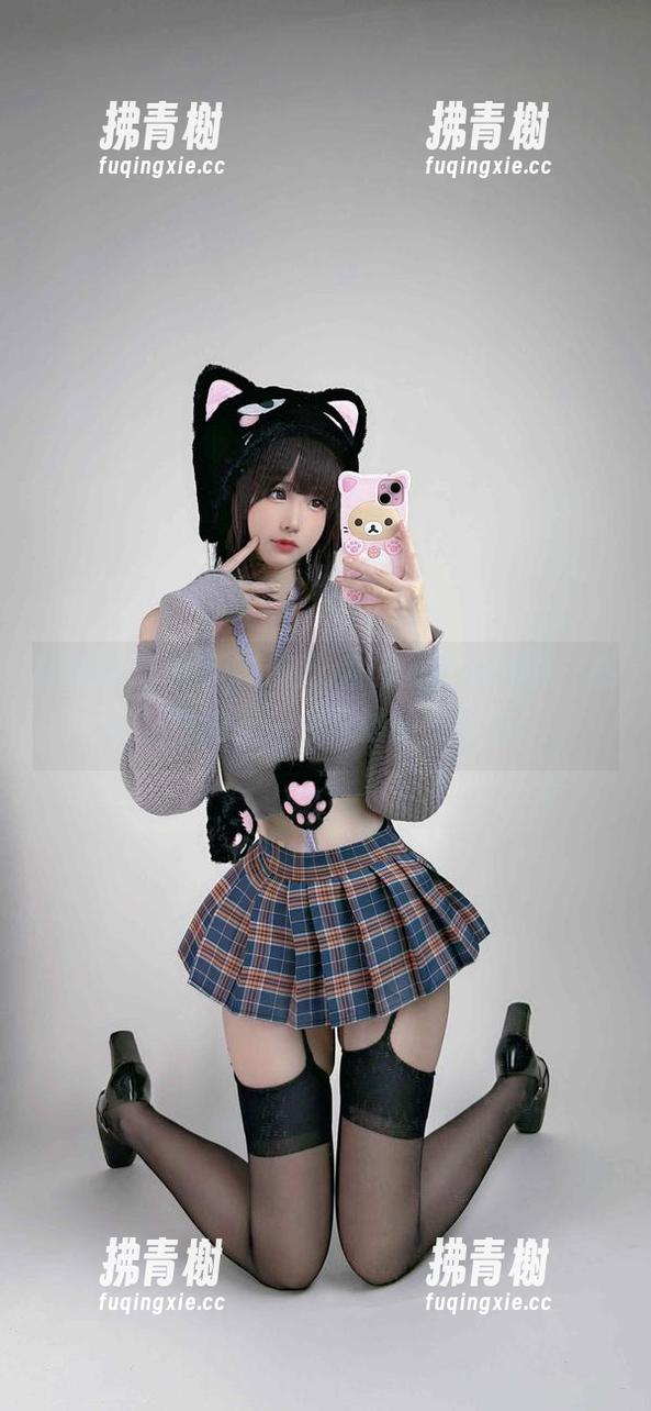 miko酱ww 这组高清原图,miko酱ww的体操服,感觉怪怪的,一种奇妙的吸引力。