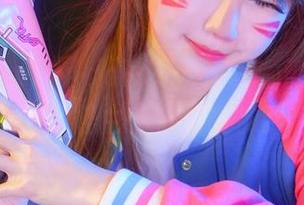 去吧，sally dorasnow多啦雪的雷姆睡衣美图，任由你们的眼神肆意游荡