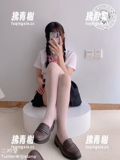 分享停不下来，二阶堂宅绘子的女王主题，高清到可以用放大镜技术研究细节哟！