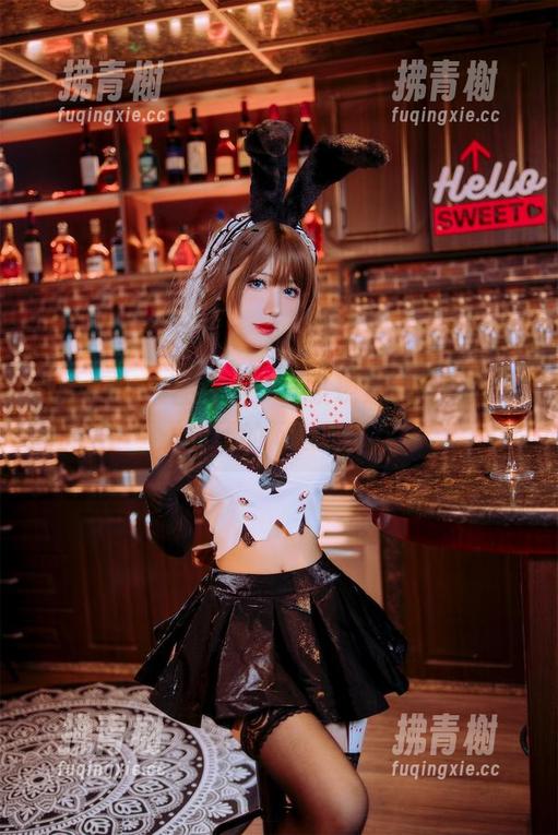 仙女月的套图一出，才发现透明感不止是衣服的问题呀。