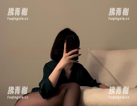 保守的二舅妈 微密圈 - 这不是保守的二舅妈的图包,是学妹的小冒险