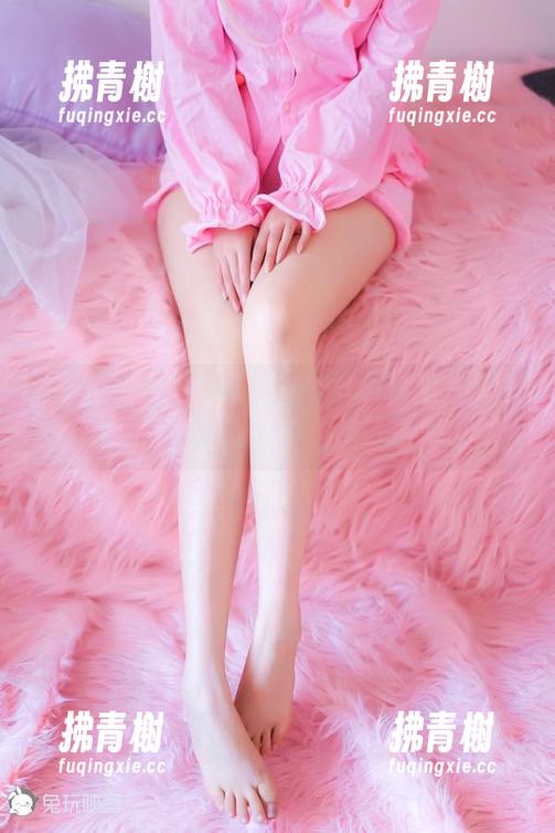 美图看过来：兔玩映画的红色体操服，这个东西真是有点意思。