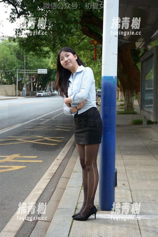 初夏女神-双双 初夏女神 - 双双和风拂面:美图里的和服,清新又不失个性