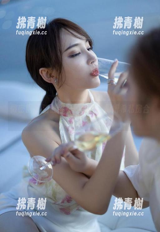 微密圈 - 浴缸该有的样子：周妍希私房合集里的搅动