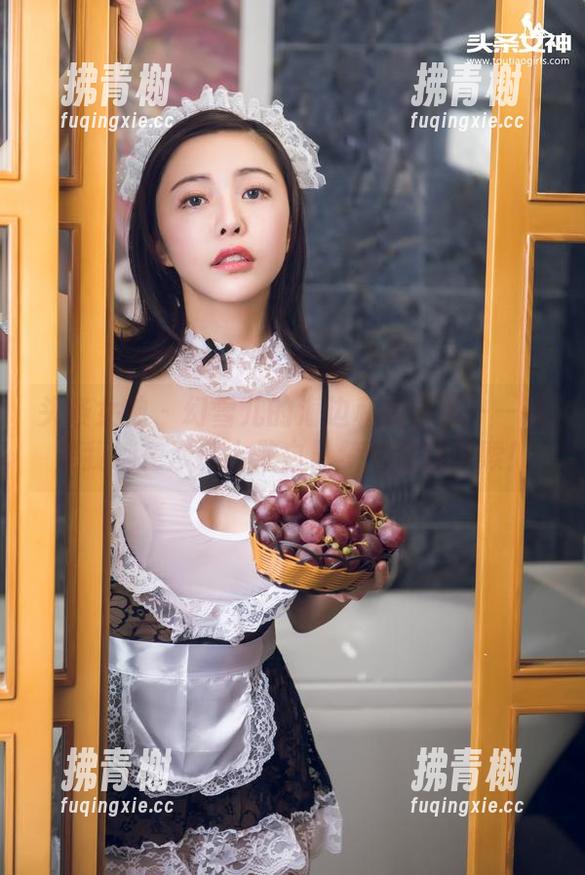 头条女神 - 幻雪儿的海边私拍合集——这是我躺在沙滩上做白日梦的自我救赎！