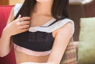 头条女神 – 易阳的私房奶牛：呃，牛奶都泛滥了吧？