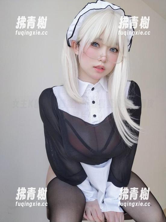 女主K的网络档案：下载害羞妹妹的调皮照片！