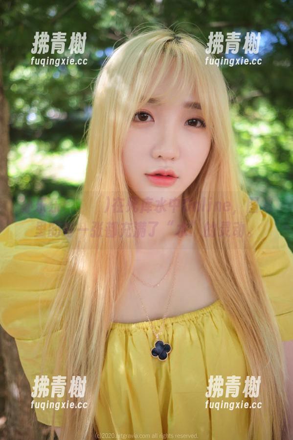 孙乐乐(손예은)在死库水中Online，图集里的每一张都充满了“水”的灵动。
