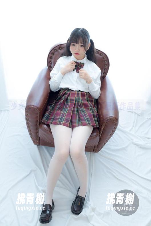 少女秩序-晞可 少女秩序 - 一袜遮天——晞可最新作品集中那独特的棉棉气息