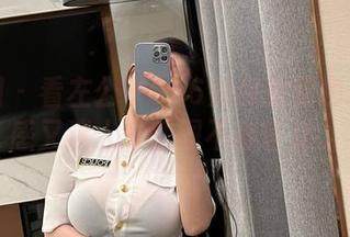 微密圈 – 看左公子666如何把紫色玩得性感又迷人，套图不容错过。