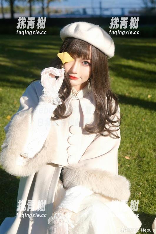 彩芸_Nebula的写真教科书：渐变贝壳白紫竟有如此撩汉能力！