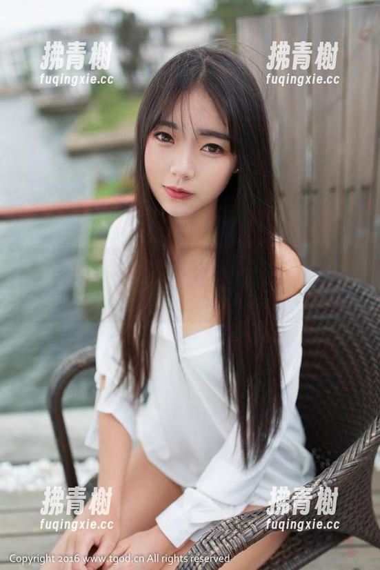 推女神 - 学妹扑面而来，吕梦玉留了个原图，你们愿意跟我一起见习吗？