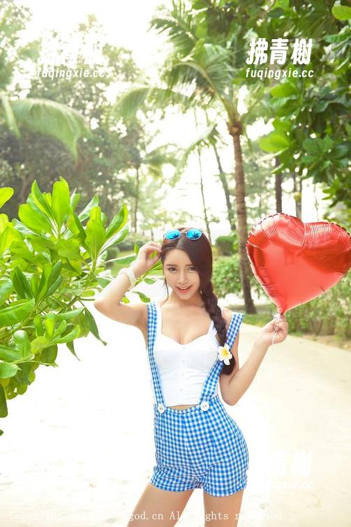 推女神 - 红裙图包，施忆佳Kitty酱带我体验一场裙子里的小风波