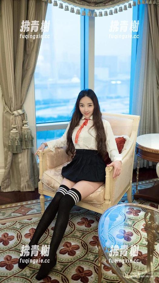 推女郎 - 潮流风向标来了，看沙子如何在沙滩里与高跟鞋相辅相成，异想天开的美图！