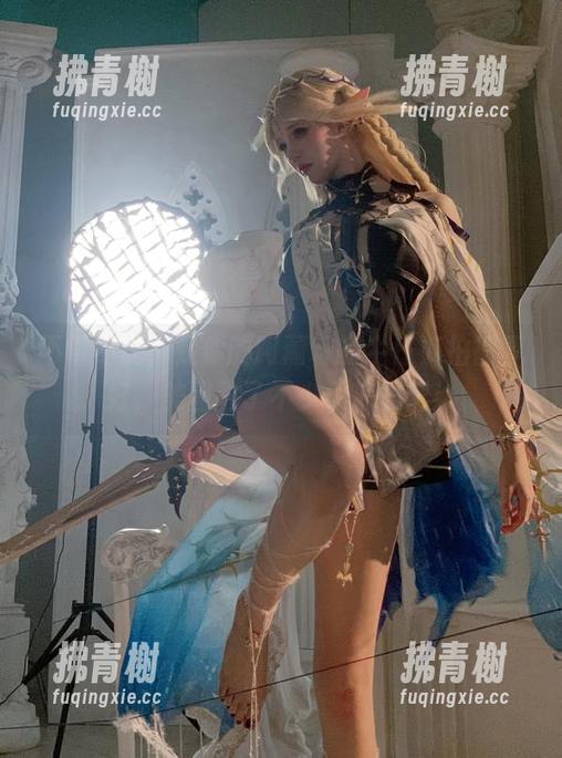 不得不说，是你的阿薰呀的牛仔裤拍得真好，美图融了不少小心思吧！