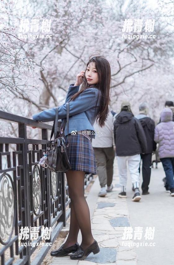 免费套餐：桃墨公子的甜心写真，让你眼前一亮？