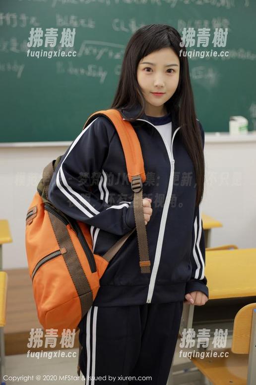 模范学院 - 梦梵的JK合集：更新，不只是衣服，还有全新视角。