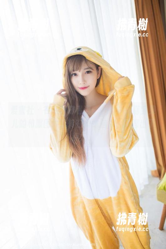 爱蜜社 - 在线窃窃私语，vetiver嘉宝贝儿的和服图片流转在我的脑海，竟擦出了点火。