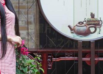 爱蜜社 – 每一张照片，萌白酱的短裙都在向我招手，求之不得啊。