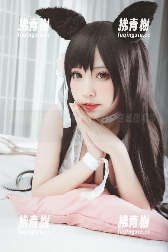 猫田圣奈奈，短裙大放异彩，在线图集带你入场