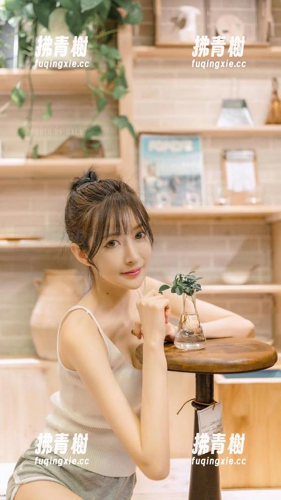王羽杉的校园梦游：什么时候咱也能cos一把？