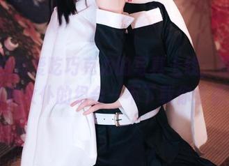 正当白莉爱吃巧克力的写真上线，原理猪与深巷女仆的组合—不下载你会后悔！