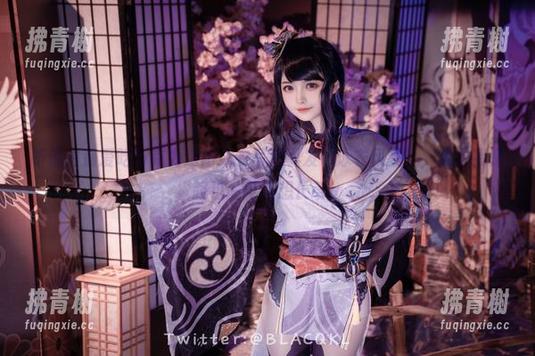 听说白莉爱吃巧克力这组泳衣写真引发“泳衣风暴”，资源我是路过的可不想长草！