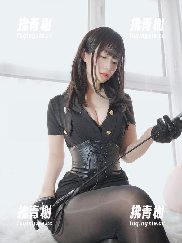 白银81 写真界的‘腿’神降临,白银81的美腿更新,你会大喊‘好腿’吗?