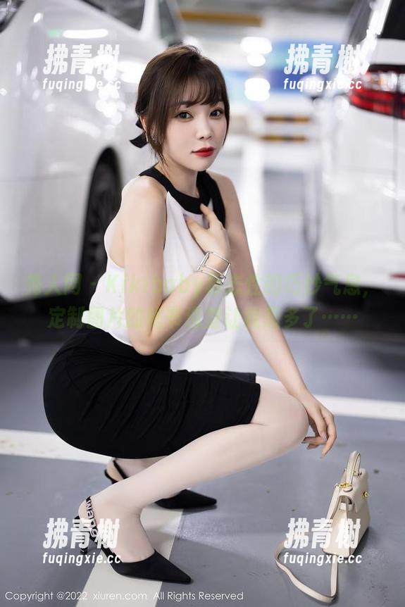 秀人网-Kikibaby 秀人网 - Kikibaby标志性的巧妙气息,定制图片的秘书造型让我想多了……