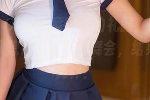 秀人网 – Olivia童安琪的礼服，在线上原图，让我想起我初中的舞会，结果没找到舞伴！