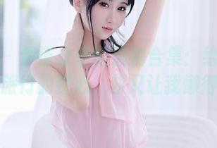 秀人网 – 伊诺分享的旅拍合集：给我带来一丝旅行的野心，却又让我懒得动弹