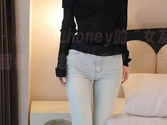 秀人网 – 小蛮妖_honey的“女友”合集，像在翻看青涩恋爱的日记，妥妥的治愈系！